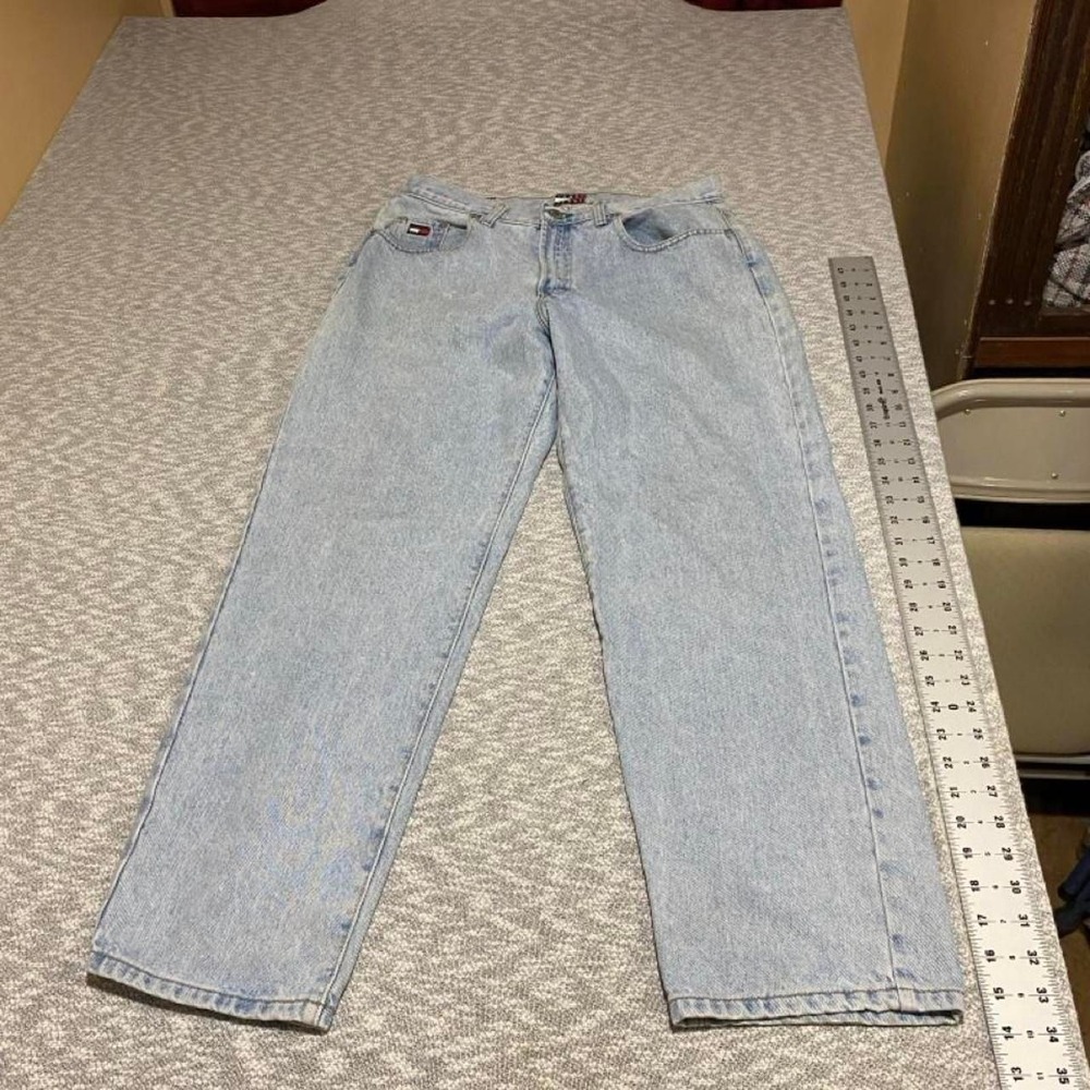 Tommy Hilfiger blue denim jeans women14 R straight leg. SKU-B332